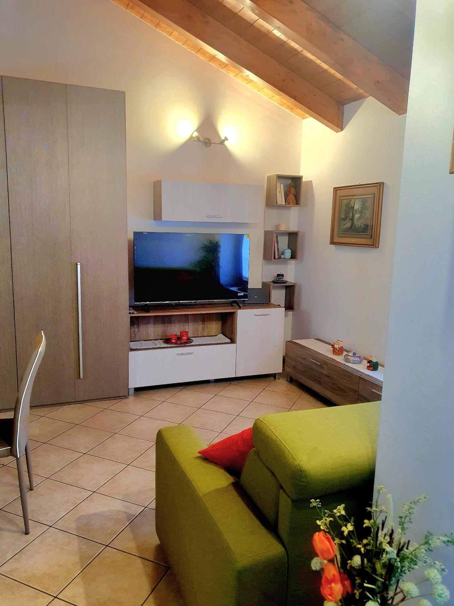 Apartmán Dimora Chiaretta Caronno Pertusella Exteriér fotografie